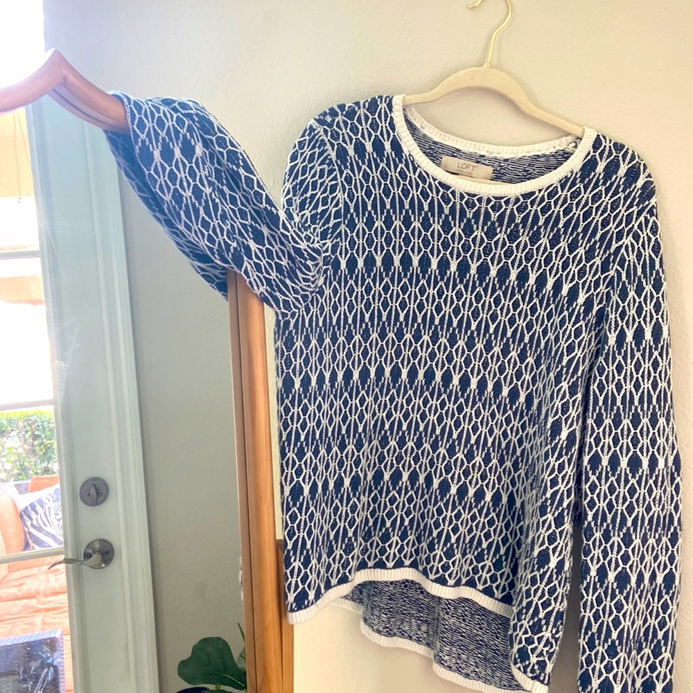 Loft XL Navy and White Cable Knit Sweater